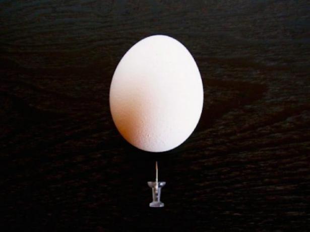 comment faire bouillir un œuf, de sorte qu'il ne soit pas fissuré