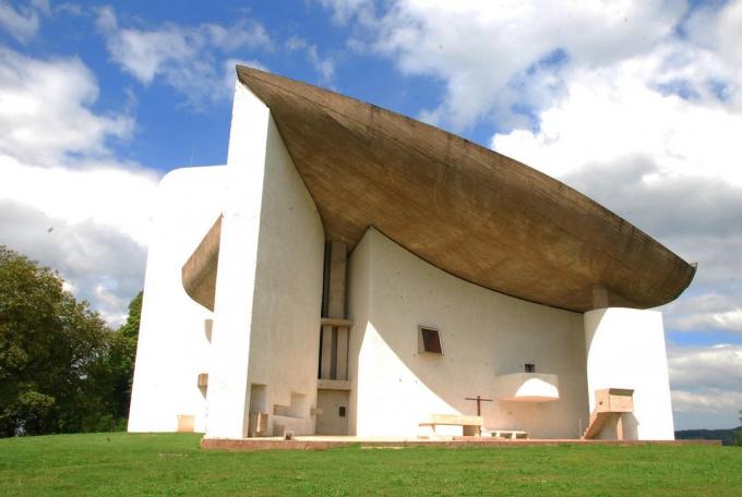 architecture européenne: Le Corbusier Chapelle La Notre Dame du Haut