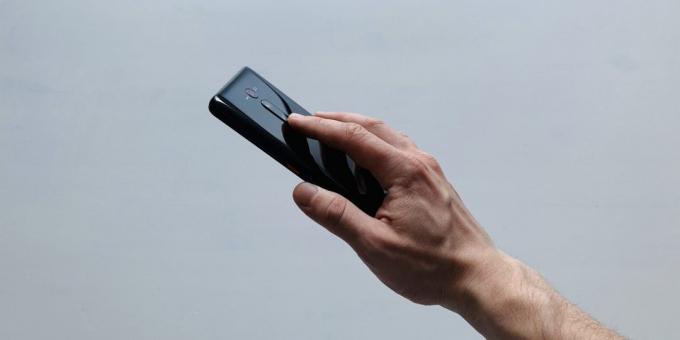 Mi Xiaomi 9T Pro: un doigt sur la caméra